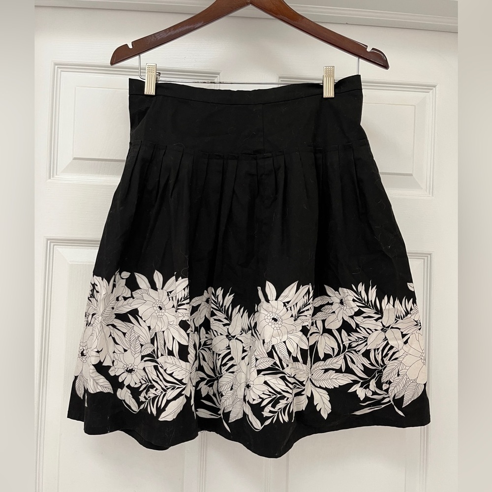 Dynamite black and white cotton skirt size 3